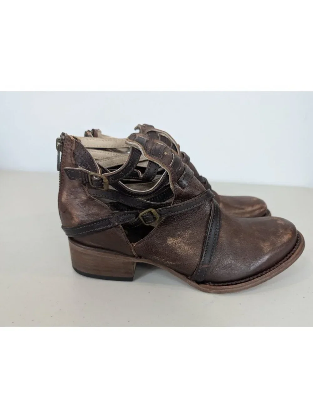 Freebird by steven stair women's strappy ankle boot leather size 8 brown